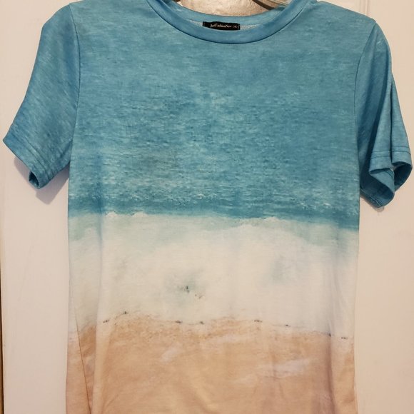 Tops - Picture 6 of 9